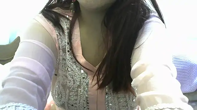 shutup  online show from September 12, 2025, 6:08 pm