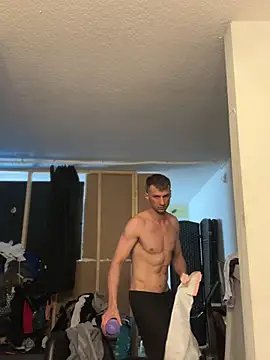 Snapshot of sexyhotstud12 chatting on February 20, 2025, 7:12 am sexyhotstud12 online show from February 20, 2025, 7:12 am