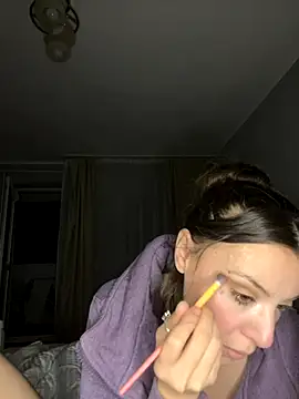 Snapshot of bunnythetailor chatting on October 14, 2025, 6:09 pm bunnythetailor online show from October 14, 2025, 6:09 pm