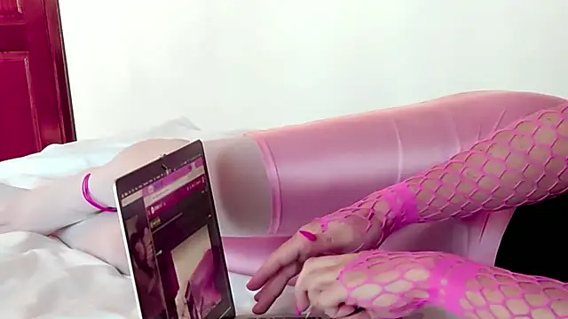 Snapshot of Cucked_Sissy_Bitch chatting on October 11, 2025, 1:49 am Cucked Sissy Bitch online show from October 11, 2025, 1:49 am