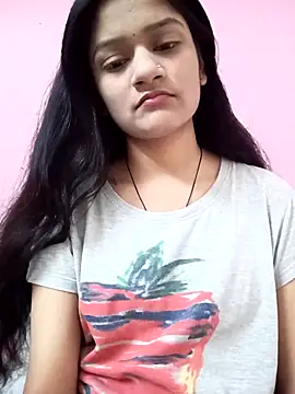 Snapshot of Tanu-00 chatting on October 11, 2025, 4:49 pm Tanu-00 online show from October 11, 2025, 4:49 pm