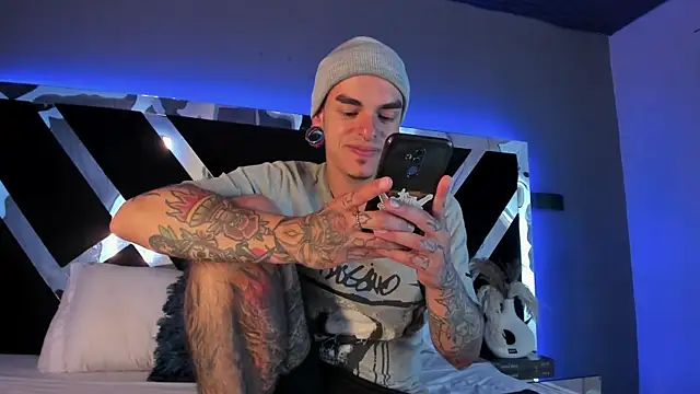 kaletattoo online show from February 18, 2025, 3:10 am