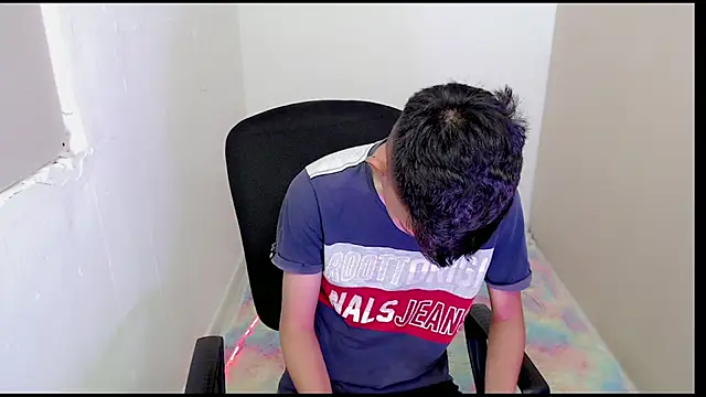 Alexxx lov online show from February 26, 2025, 12:36 pm