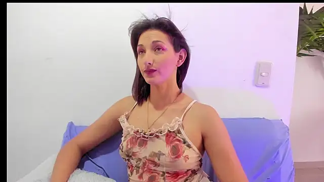 Snapshot of vicky__skinny_1 chatting on March 9, 2025, 3:27 pm vicky  skinny 1 online show from March 9, 2025, 3:27 pm