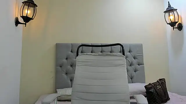 Dakkota Fox online show from November 22, 2025, 8:41 pm