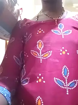 Snapshot of TeluguammayiMahi chatting on February 14, 2025, 12:41 am TeluguammayiMahi online show from February 14, 2025, 12:41 am