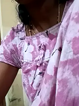 Snapshot of TeluguammayiMahi chatting on March 7, 2025, 6:43 pm TeluguammayiMahi online show from March 7, 2025, 6:43 pm