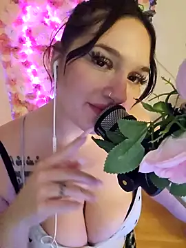 Snapshot of Jinyxx3 chatting on February 6, 2025, 9:53 am Jinyxx3 online show from February 6, 2025, 9:53 am