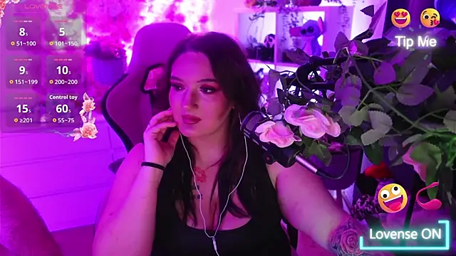 Snapshot of Jinyxx3 chatting on December 1, 2025, 4:34 pm Jinyxx3 online show from December 1, 2025, 4:34 pm