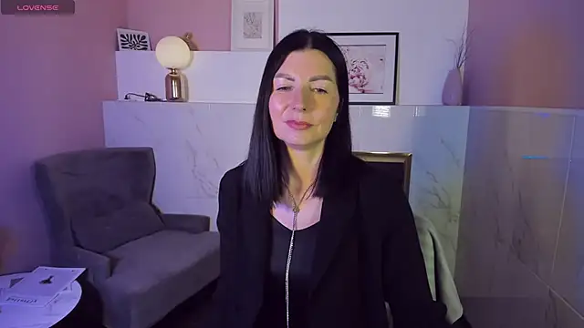 Snapshot of MonicaCheerful chatting on February 7, 2025, 11:34 am MonicaCheerful online show from February 7, 2025, 11:34 am