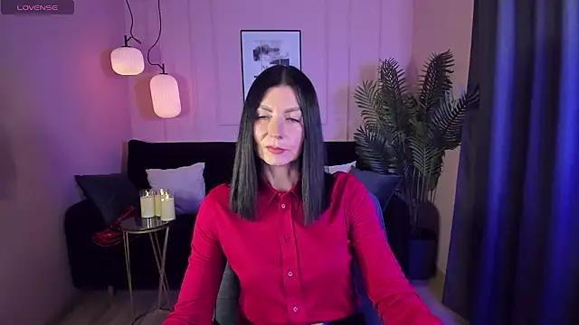 Snapshot of MonicaCheerful chatting on February 11, 2025, 12:27 pm MonicaCheerful online show from February 11, 2025, 12:27 pm