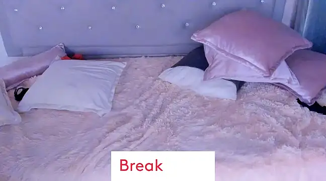 Snapshot of Kei_Oliver chatting on March 2, 2025, 4:10 pm Kei Oliver online show from March 2, 2025, 4:10 pm