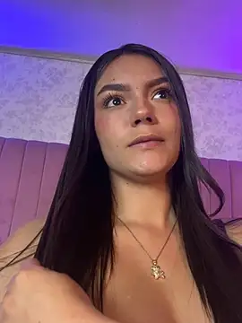 ElhaThomson online show from March 21, 2025, 1:56 am