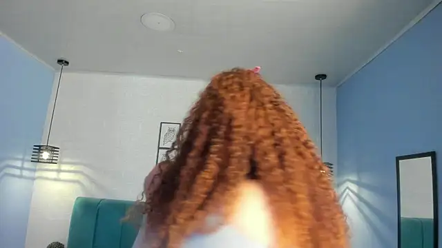 ninna curly online show from November 19, 2025, 9:15 pm