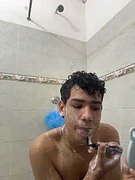 Santiago-Thompson online show from December 2, 2025, 6:14 pm