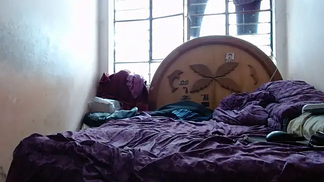 nakedlima online show from November 21, 2025, 5:00 pm