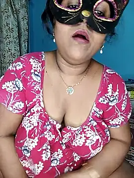 Snapshot of straightthing chatting on October 15, 2025, 8:20 pm straightthing online show from October 15, 2025, 8:20 pm