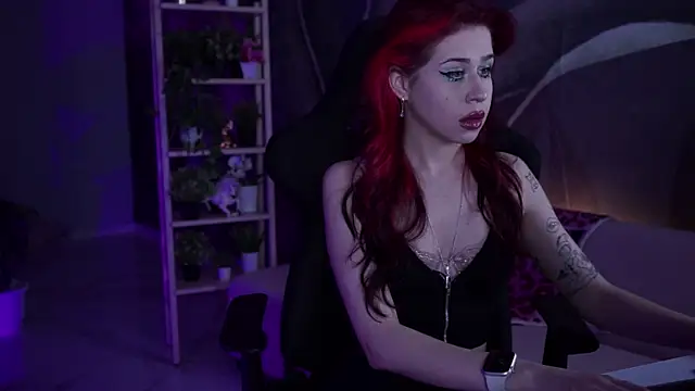 MisaPage online show from November 21, 2025, 12:10 am