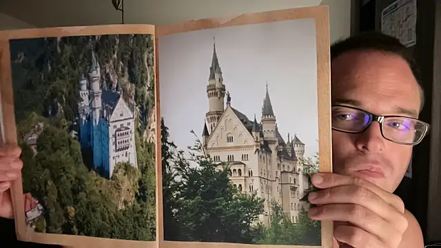 Funnyjul31 online show from October 29, 2025, 7:48 pm