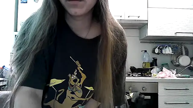 Snapshot of Misssweet_s chatting on March 15, 2025, 5:08 am Misssweet s online show from March 15, 2025, 5:08 am