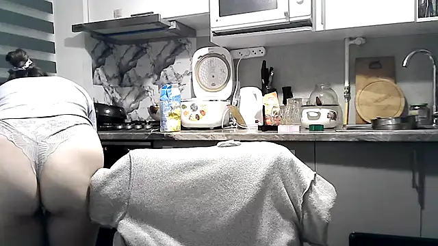 Snapshot of Misssweet_s chatting on October 27, 2025, 8:02 pm Misssweet s online show from October 27, 2025, 8:02 pm