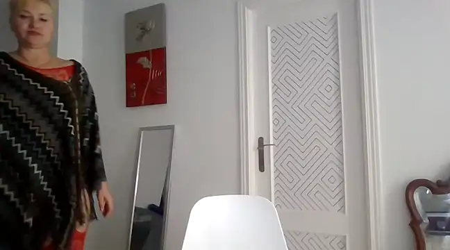 Luzia-Sal online show from March 9, 2025, 1:15 pm