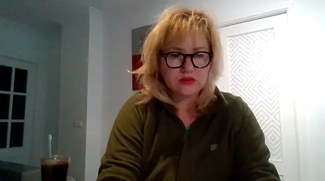 Luzia-Sal online show from March 14, 2025, 5:57 pm