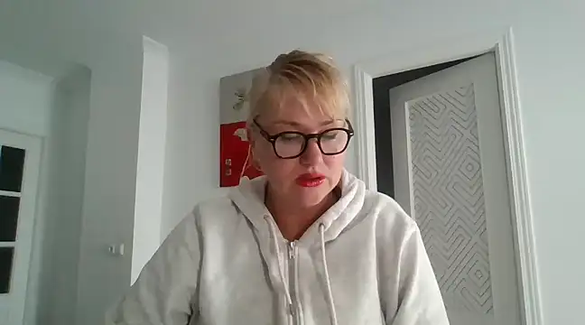 Luzia-Sal online show from March 22, 2025, 2:25 pm