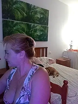 Luzia-Sal online show from October 18, 2025, 6:41 pm