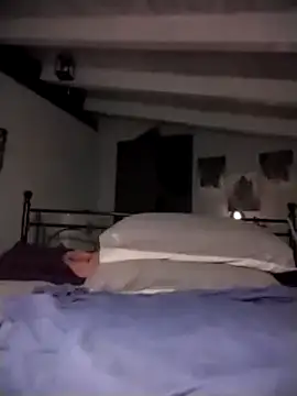 Snapshot of divinaerotica chatting on November 8, 2025, 8:18 pm divinaerotica online show from November 8, 2025, 8:18 pm