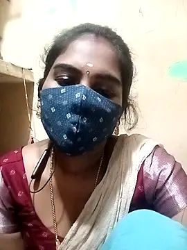 Snapshot of Tamil_roja17 chatting on September 12, 2025, 7:03 pm Tamil roja17 online show from September 12, 2025, 7:03 pm