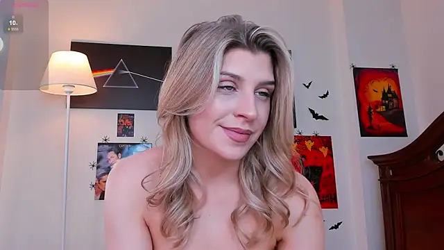 Snapshot of heartseduction chatting on November 21, 2025, 11:53 am heartseduction online show from November 21, 2025, 11:53 am