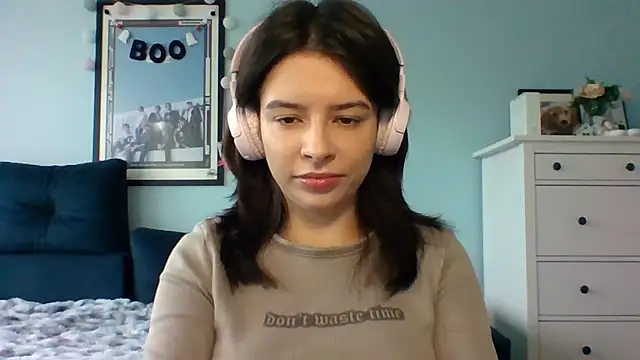 LariceSexy online show from October 8, 2025, 12:14 pm