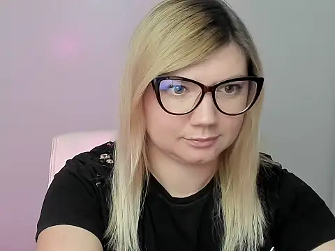 Lola moree online show from October 6, 2025, 11:40 am