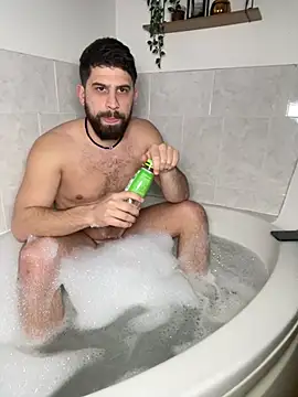 Snapshot of lucas_kazimm chatting on February 18, 2025, 8:03 pm lucas kazimm online show from February 18, 2025, 8:03 pm