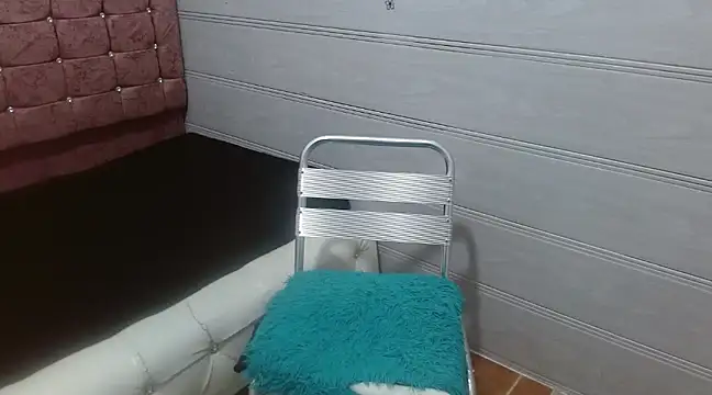 Ariasmithog online show from February 22, 2025, 1:33 am