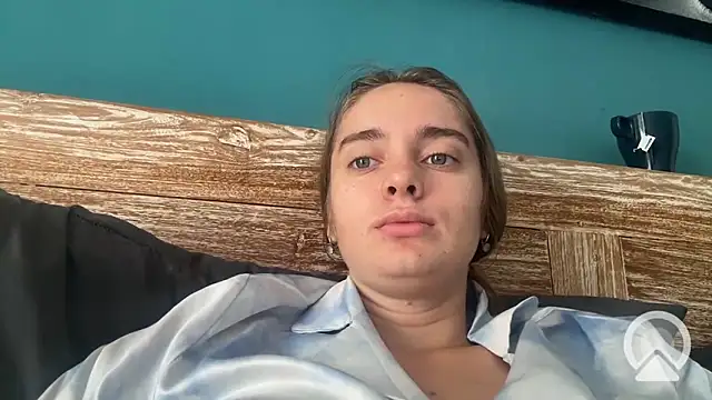 Snapshot of valure_lera chatting on March 19, 2025, 4:57 am valure lera online show from March 19, 2025, 4:57 am