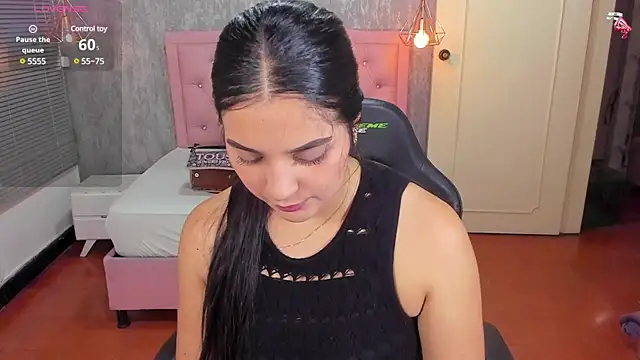 Snapshot of Hadley_ chatting on February 13, 2025, 3:07 am Hadley online show from February 13, 2025, 3:07 am