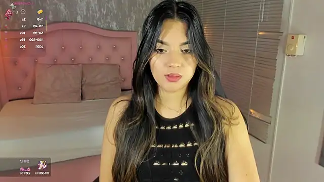 Snapshot of Hadley_ chatting on October 8, 2025, 3:04 am Hadley online show from October 8, 2025, 3:04 am