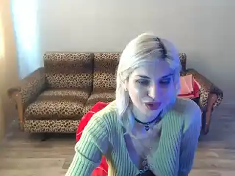Snapshot of SexyBeatriice chatting on March 8, 2025, 10:11 am SexyBeatriice online show from March 8, 2025, 10:11 am