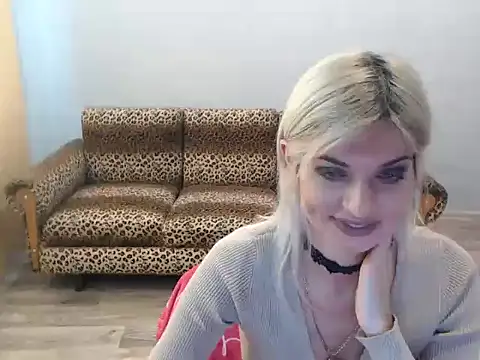 SexyBeatriice online show from December 5, 2025, 7:17 am