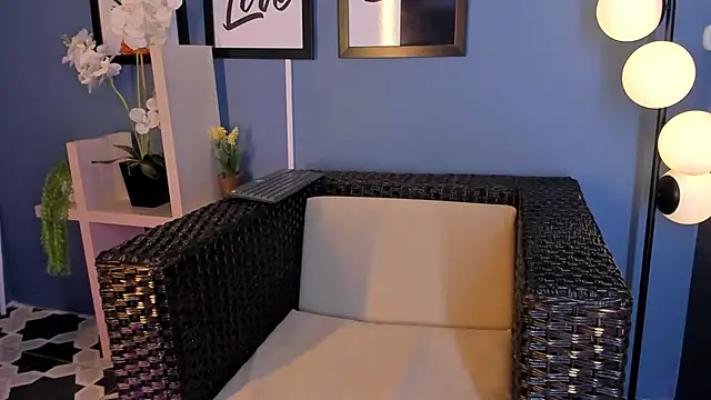 AliDiaz  online show from February 21, 2025, 1:55 am