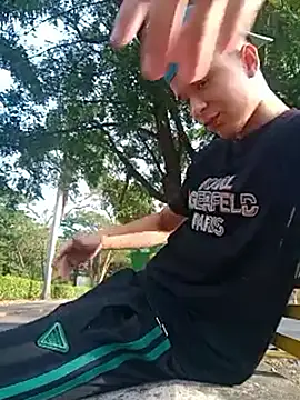 Snapshot of arevalo1124 chatting on September 8, 2025, 9:36 pm arevalo1124 online show from September 8, 2025, 9:36 pm