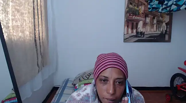 picaes8 online show from February 3, 2025, 10:00 pm