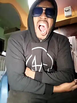 bigcock thick online show from October 29, 2025, 4:42 pm