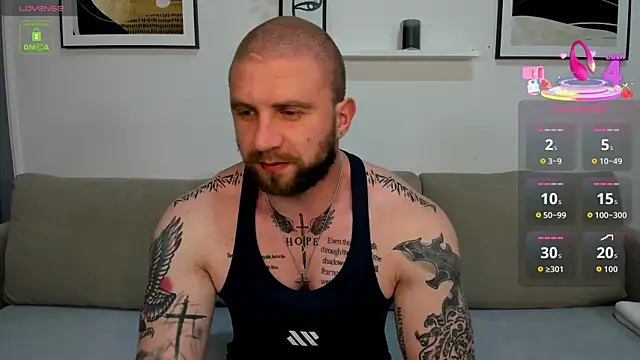 Snapshot of Gerard_Finbar chatting on November 16, 2025, 6:30 am Gerard Finbar online show from November 16, 2025, 6:30 am