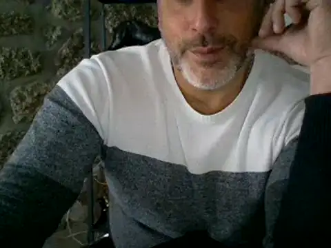 66MA69 online show from March 9, 2025, 4:55 pm