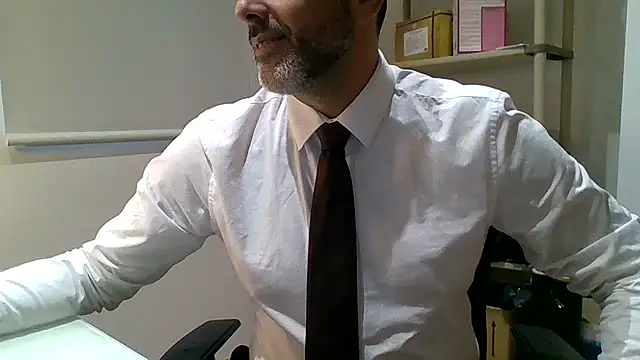 66MA69 online show from November 13, 2025, 3:11 pm