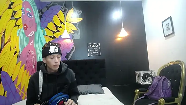 SimonAndJocelyn online show from February 11, 2025, 11:54 am