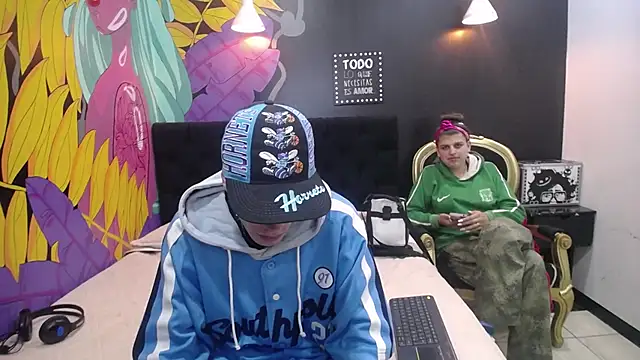 SimonAndJocelyn online show from February 20, 2025, 7:52 pm